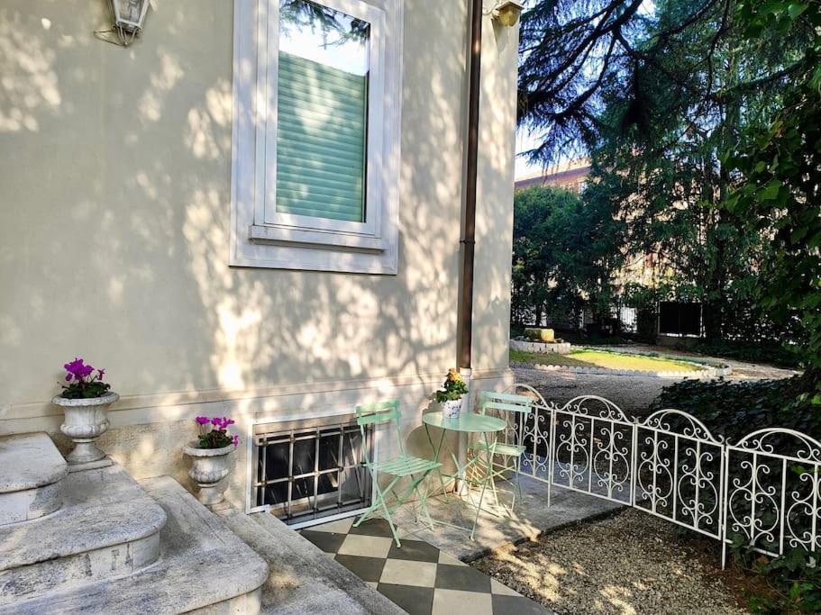 Casa Valli Reggio Emilia Exteriör bild